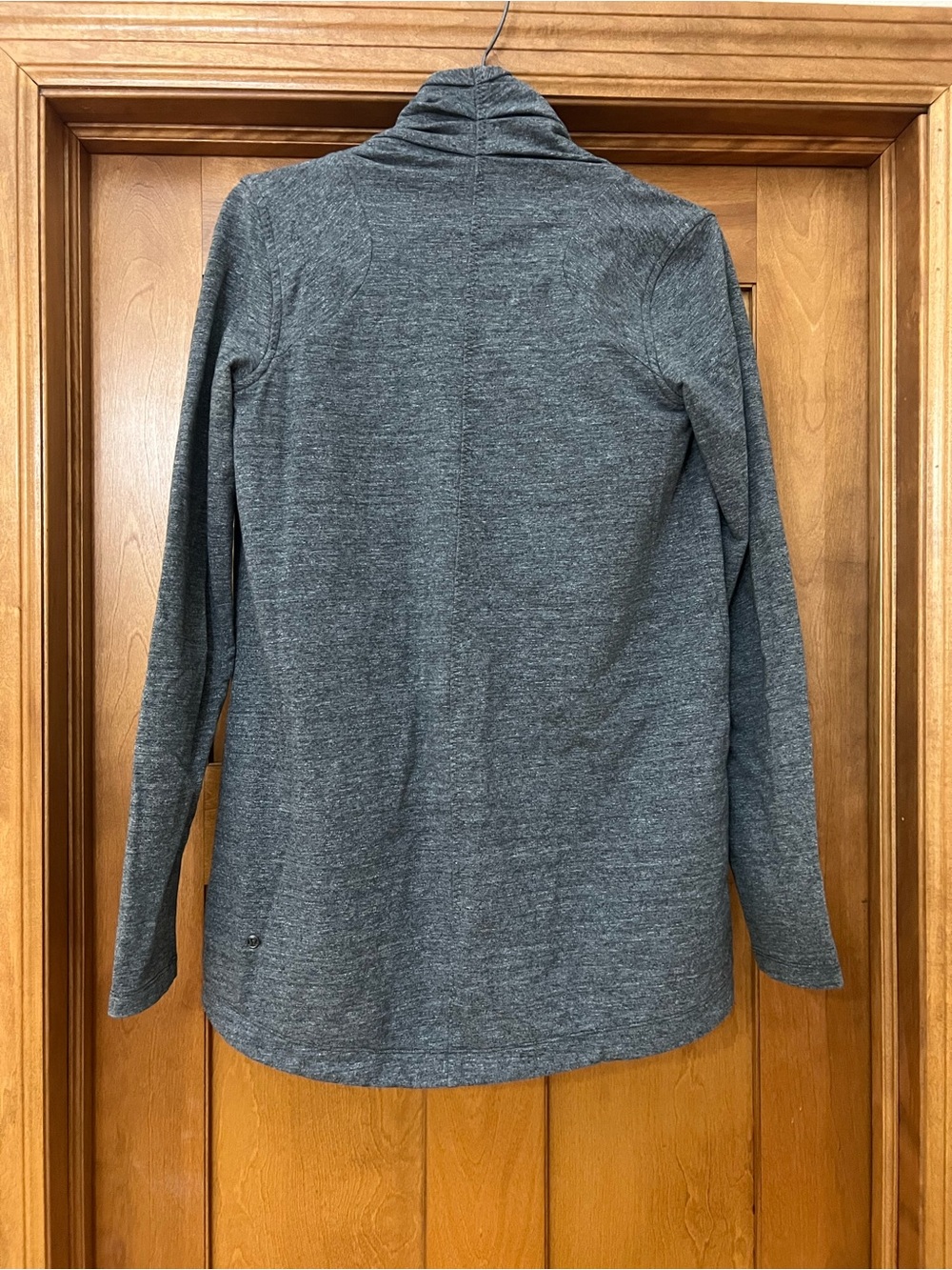 Lululemon Wrap Jacket Size 4‎ Gray Knit Snap Button Mock Neck Pockets - Picture 10 of 13